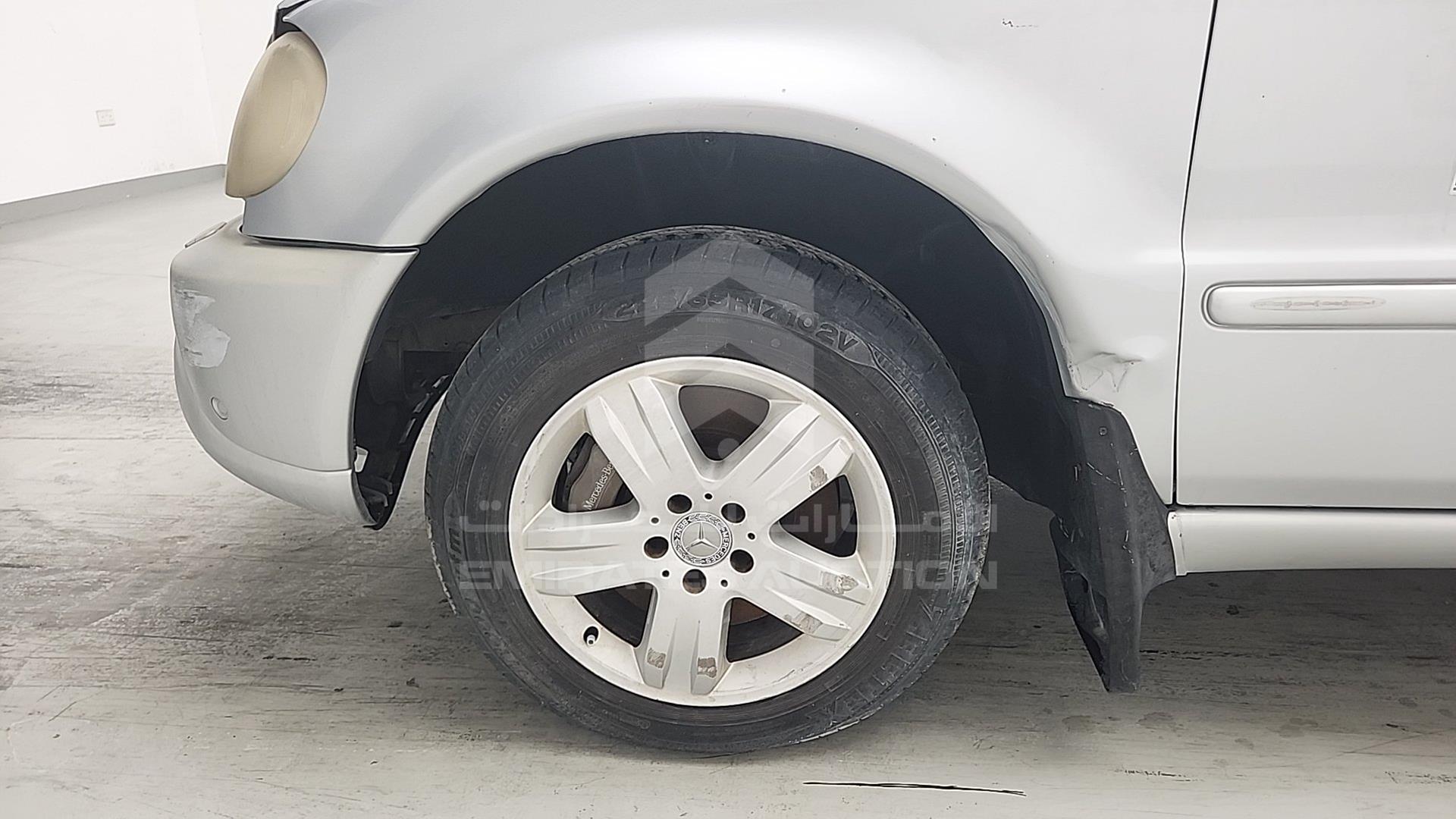2005 MERCEDES ML350 VIN: WDC1631571A546128