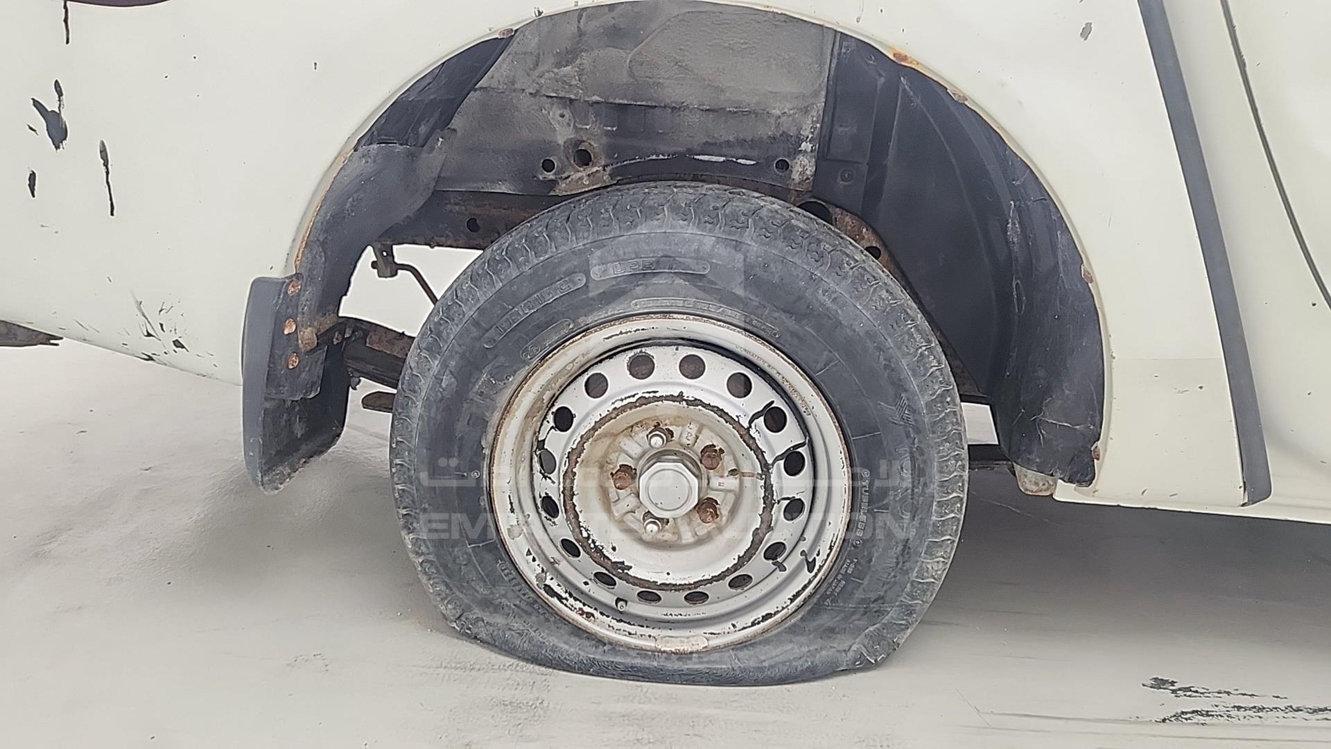 2013 MITSUBISHI PICK UP VIN: MMBJNKA50DD018547