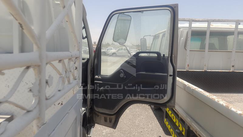 JAAKP34G987P20999 Auction: EmiratesAuction Lot: 409144 JAAKP34G987P20999 Isuzu NPR 2008 WHITE Photo 22