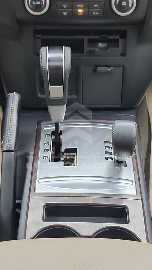2012 MITSUBISHI PAJERO VIN: JMYLRV95WCJ709340