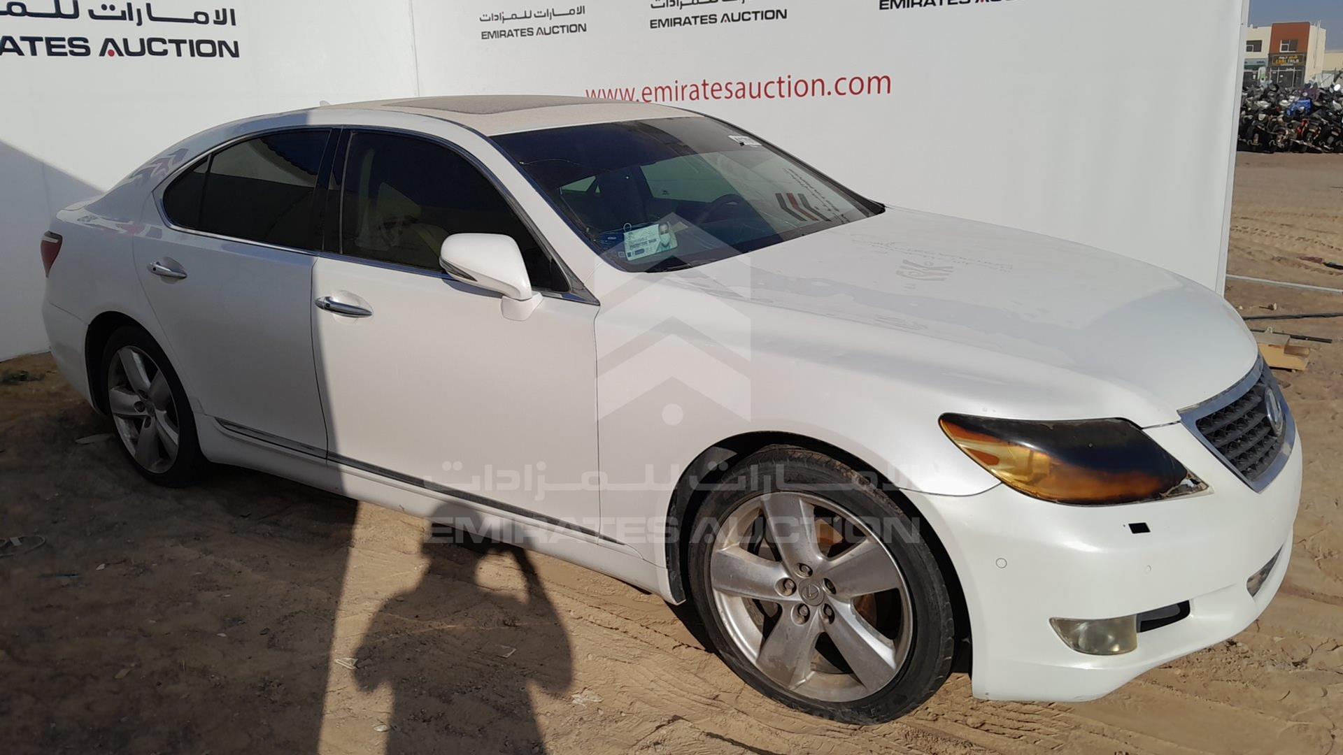2010 LEXUS LS 460 VIN: JTHBL5EF8A5092472
