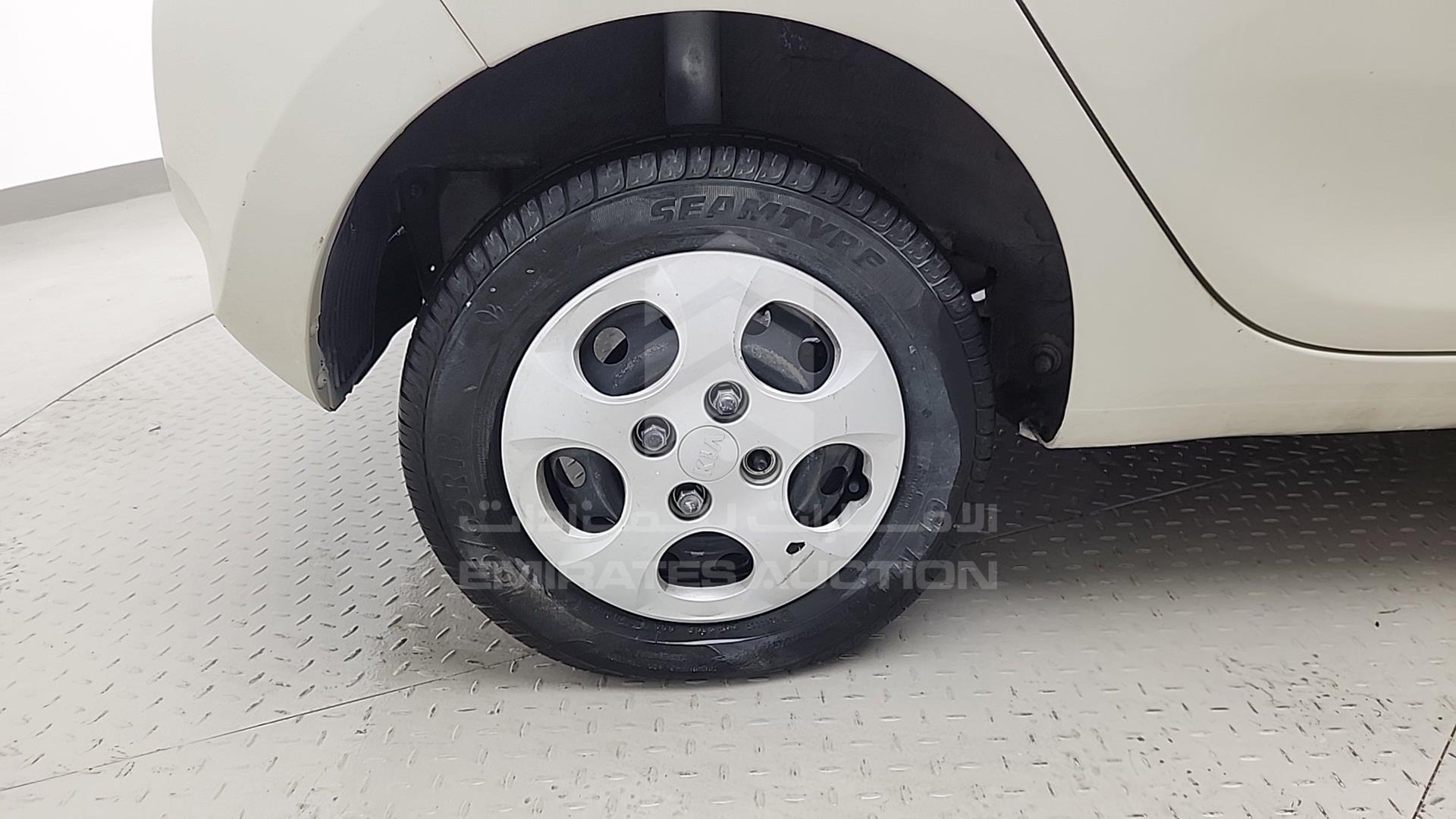 2015 KIA PICANTO VIN: KNABX512XFT761883