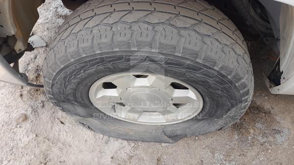 GMC Yukon 2004 1GKEK13ZX4J154154 Image 25