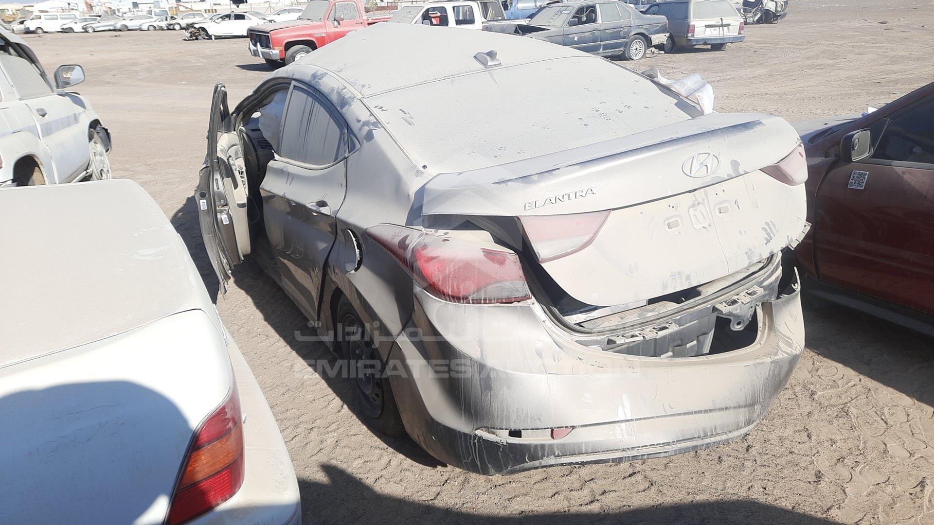 2016 HYUNDAI ELANTRA VIN: 5NPDH4AE3GH700023