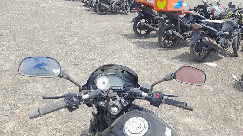 MD2A11CY5LCC61648 Auction: EmiratesAuction Lot: 406906 MD2A11CY5LCC61648 Bajaj Pulsar 0 BLACK Photo 11
