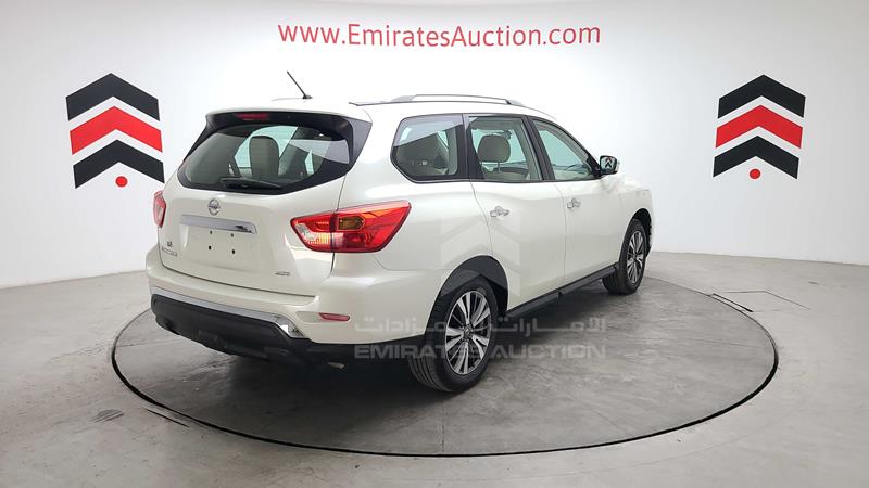 5N1DR2M53JC600144 Auction: EmiratesAuction Lot: 409004 5N1DR2M53JC600144 Nissan Pathfinder 2018 WHITE Photo 13