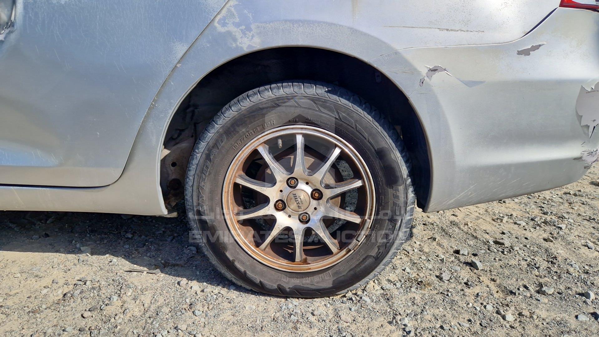 2007 TOYOTA YARIS VIN: JTDBW923471062749