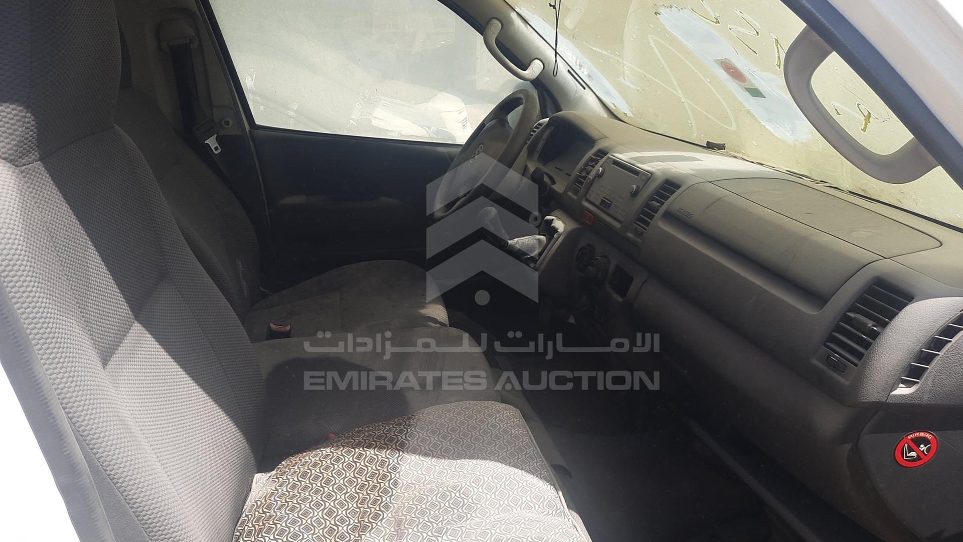 2015 TOYOTA HIACE VIN: JTGJX02P0F5042600