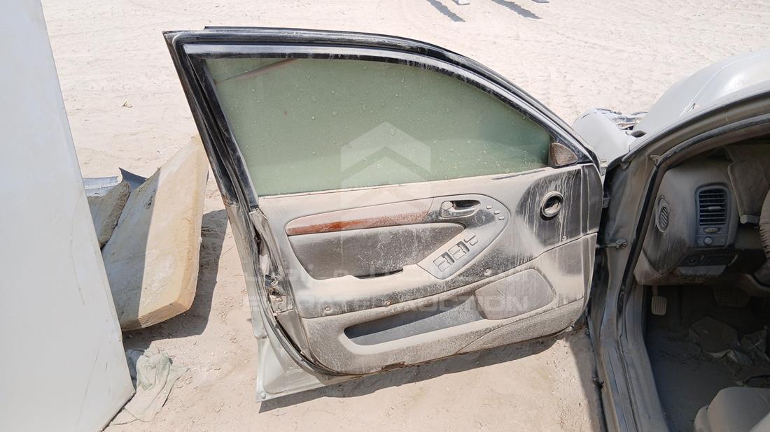 2000 Lexus GS 300 — Front Left Door — Photo 10