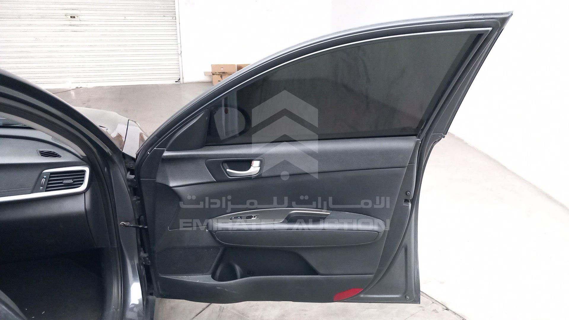 2020 KIA OPTIMA VIN: 5XXGT4L32LG424785