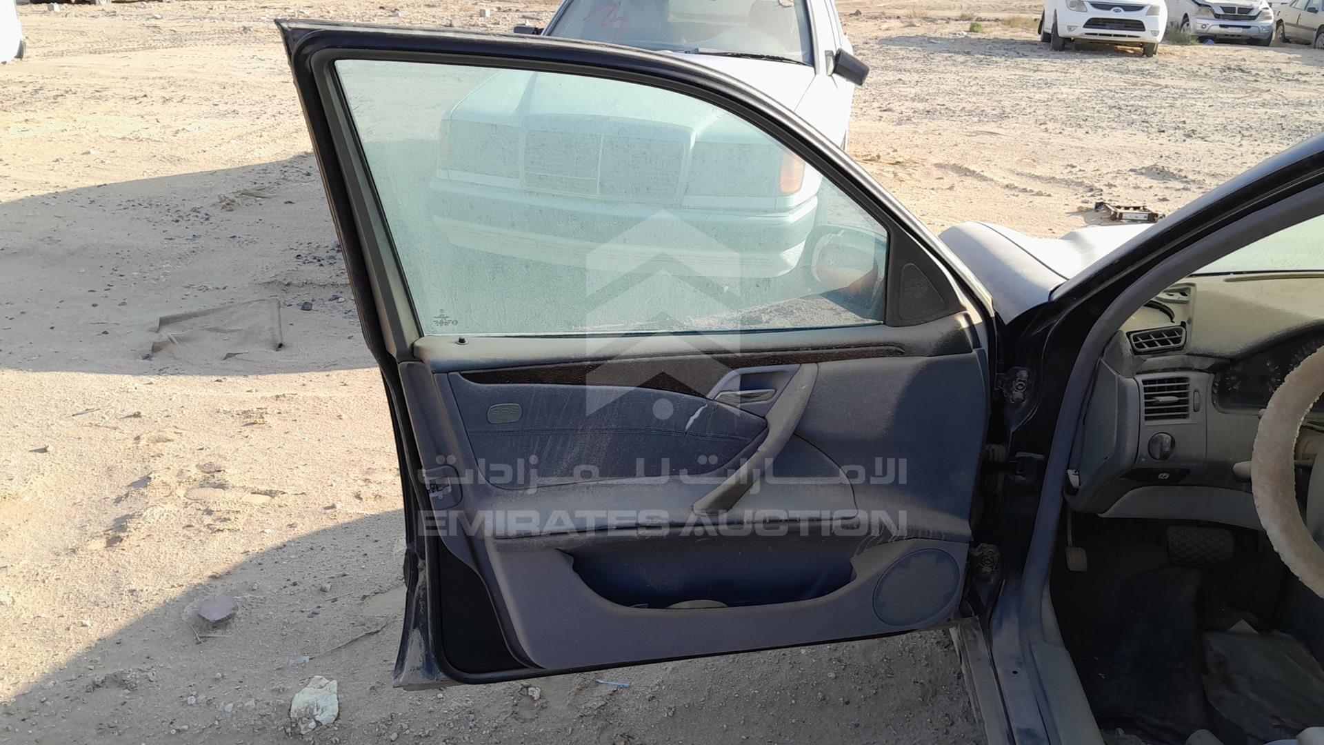 0 MERCEDES E240 VIN: WDB2100621B242522