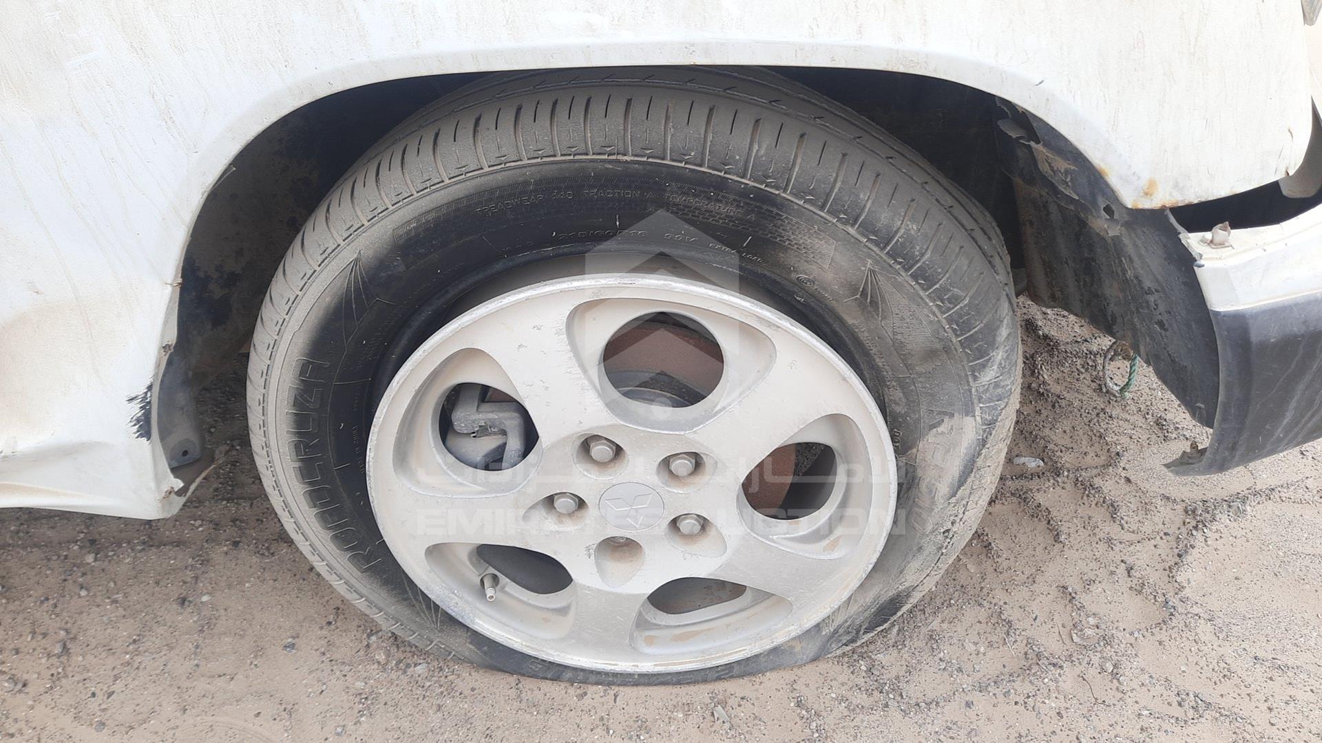2005 MITSUBISHI PAJERO VIN: H66W-0015385