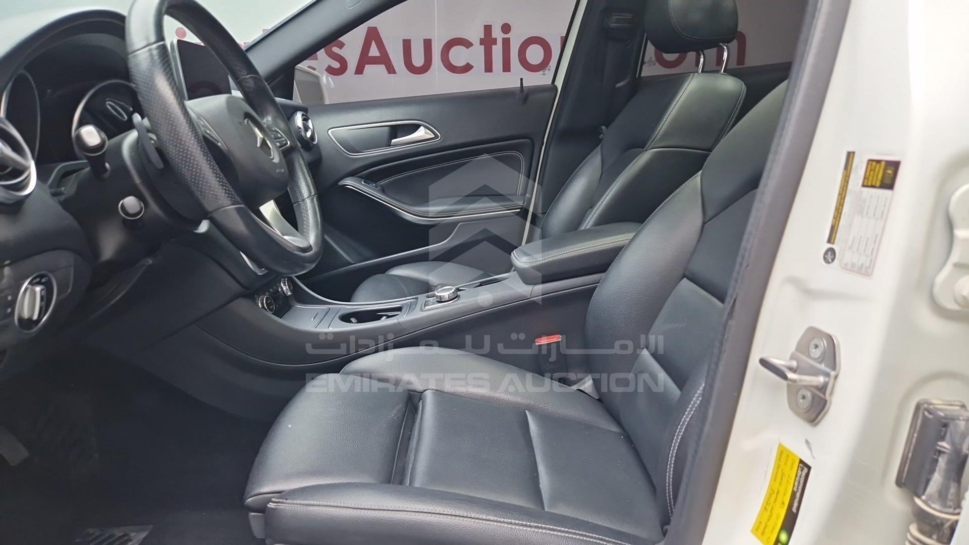 2019 MERCEDES GLA 250 VIN: WDCTG4GB9KJ563885