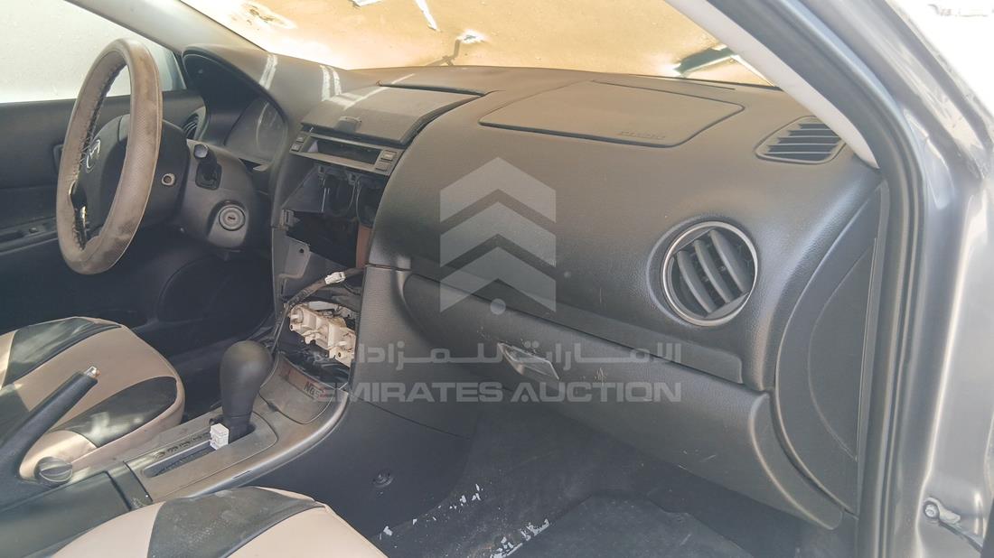 مازدا 6 2004 — زاوية واجهة الراكب الأمامي الأيمن — صورة 23