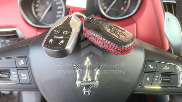 ZN6YU61F1JX277633 Maserati Levante