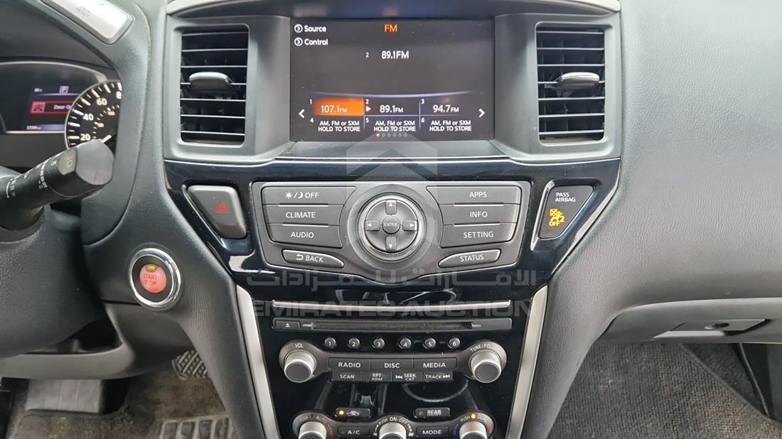2017 Nissan Pathfinder — Entertainment Systems & Camera Monitor & Navigation — Photo 20