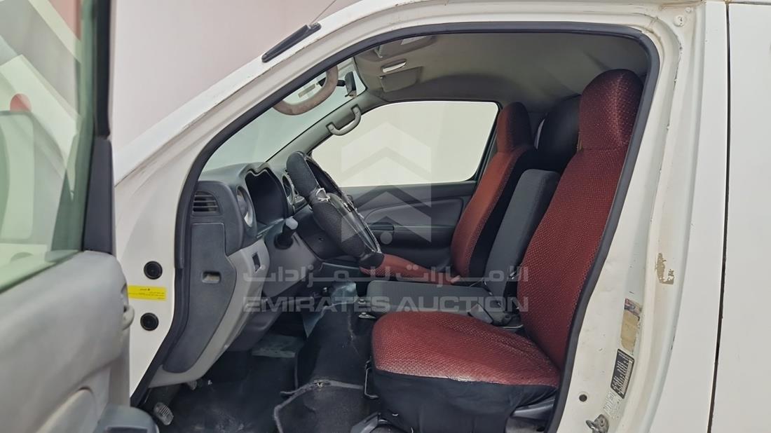 2015 Nissan Urvan — Front Left Driver Seat View — Photo 7