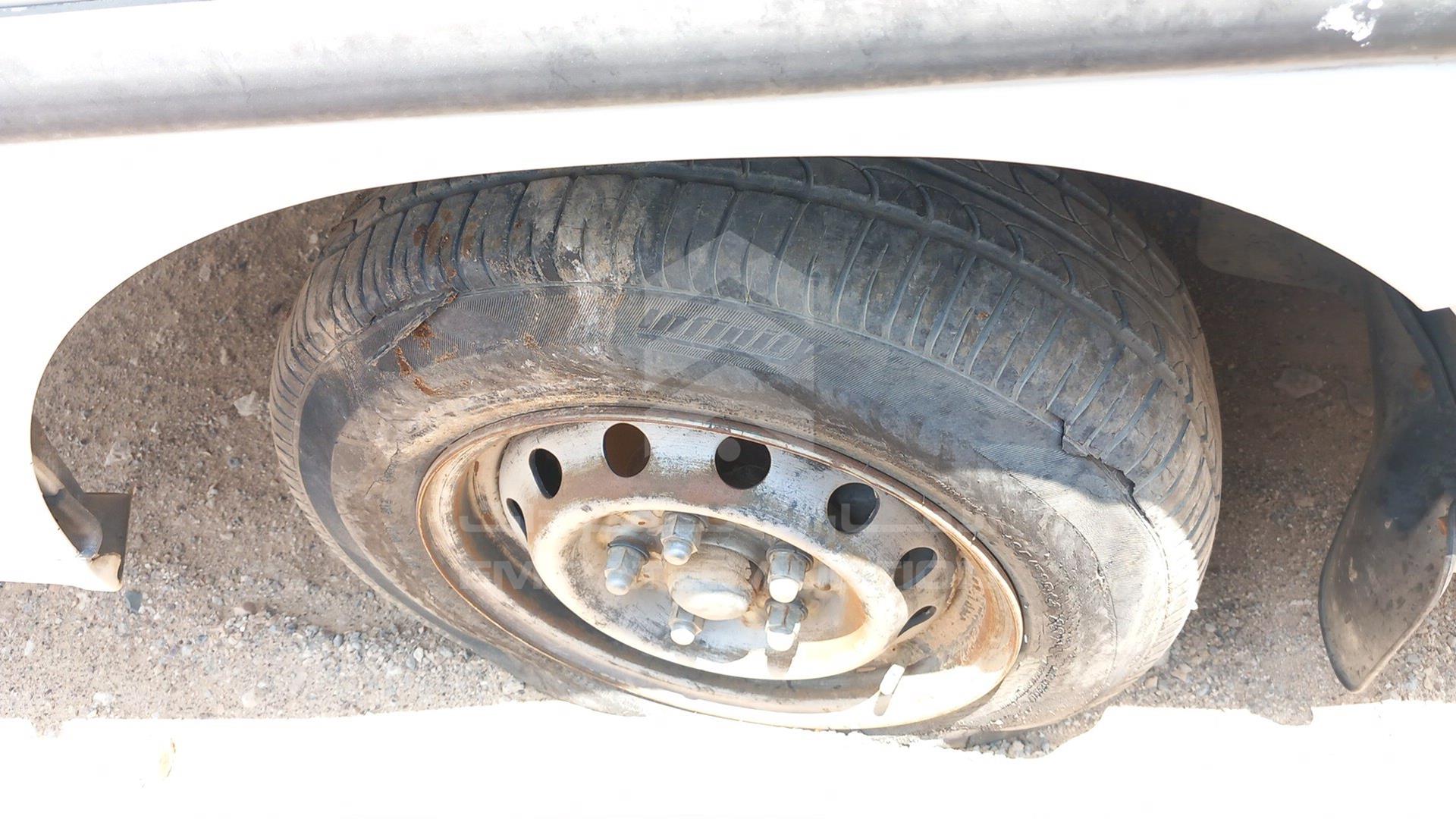 2002 HYUNDAI H100 VIN: KMFFD27G22K508253