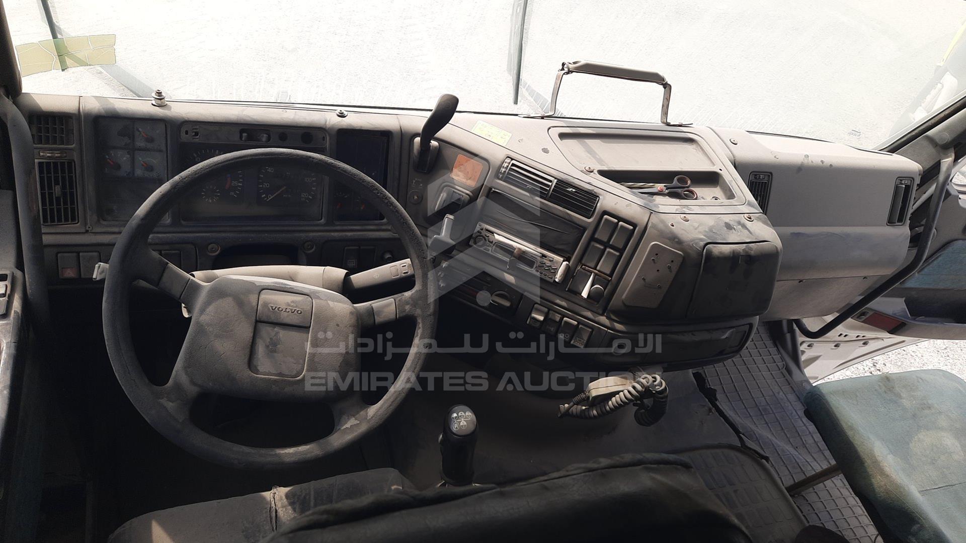 2000 VOLVO FH 12 VIN: YV2A4DAC6YA505769