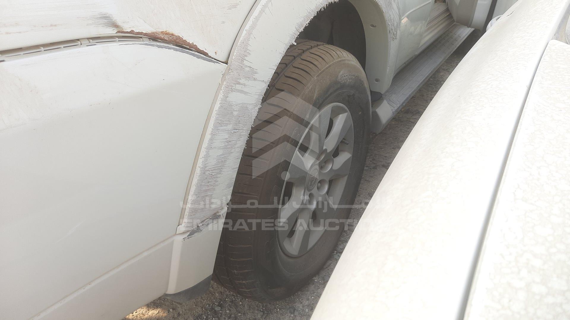 2013 MITSUBISHI PAJERO VIN: JMYLRV95WDJ702131