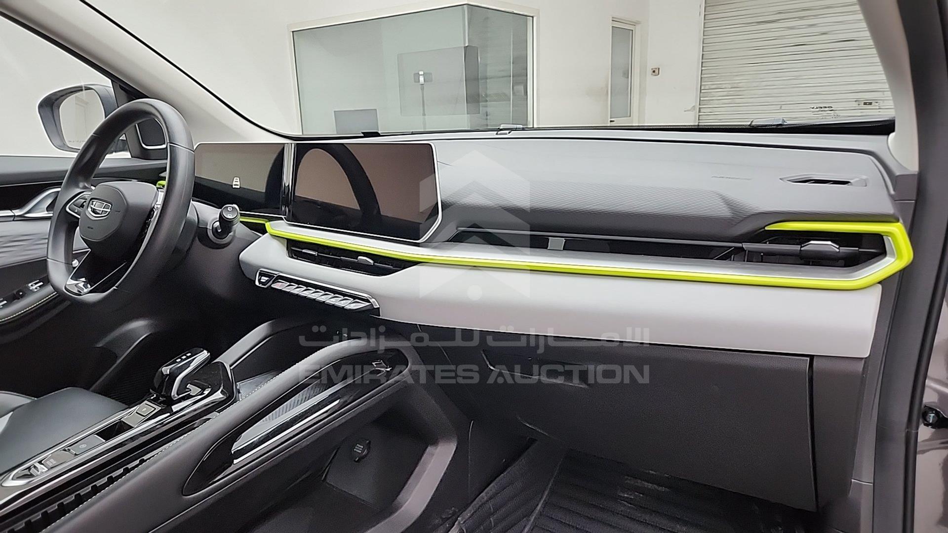 2024 GEELY COOLRAY VIN: LB3762KZXRX506532