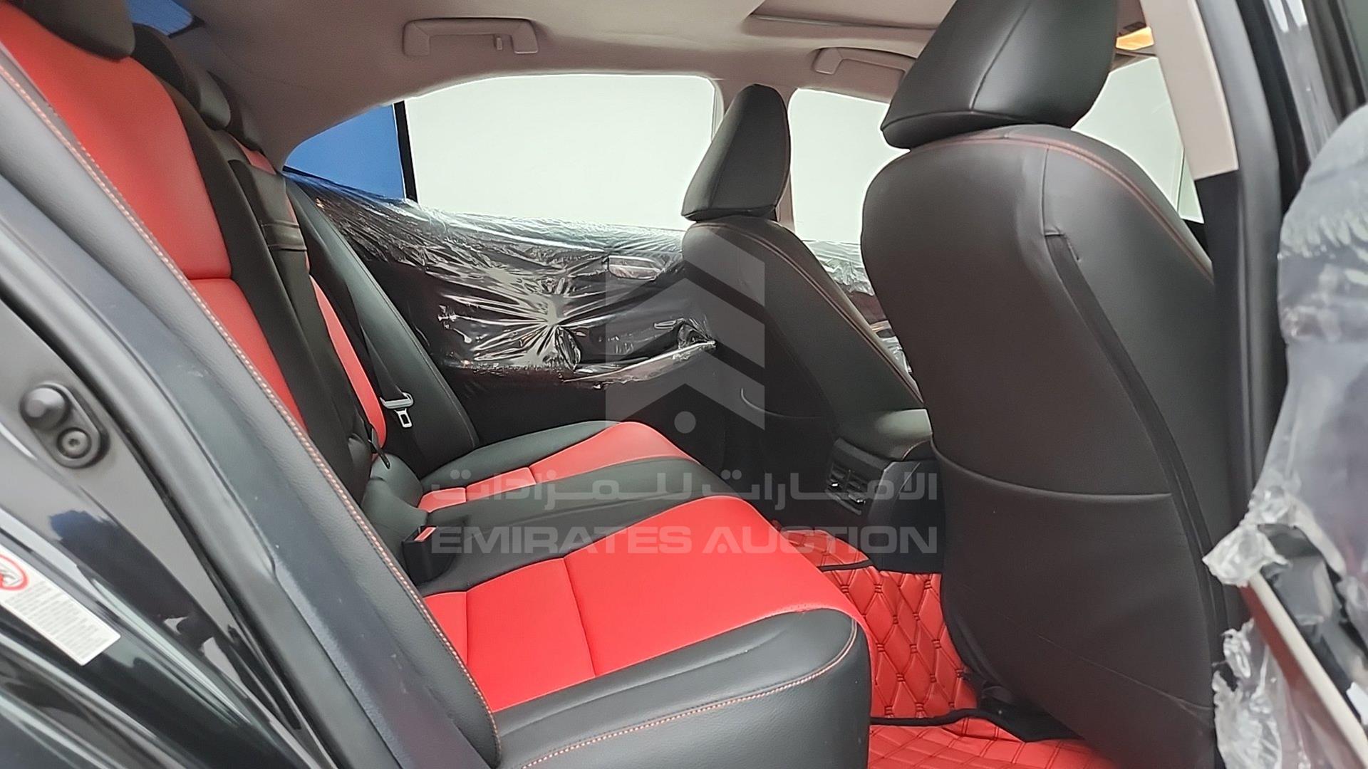 2018 LEXUS IS300 VIN: JTHBA1D26J5067048