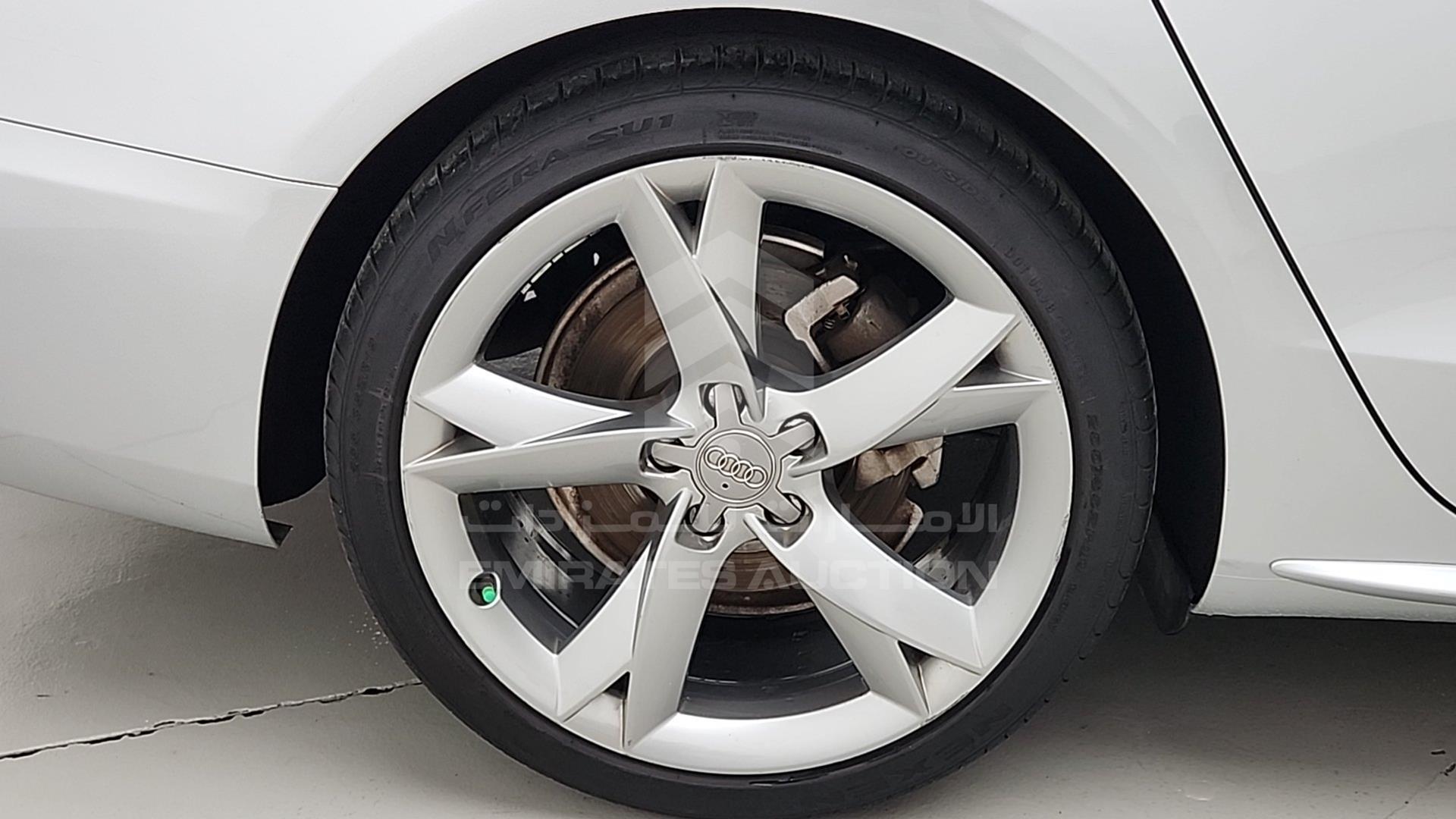 2013 AUDI A5 VIN: WAU8CDFR4DA018943