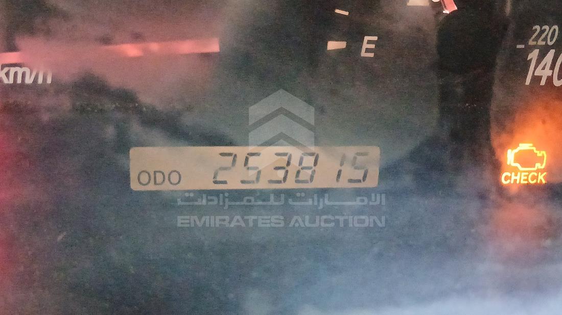 تويوتا كامري 2004 — قراءة العداد — صورة 2