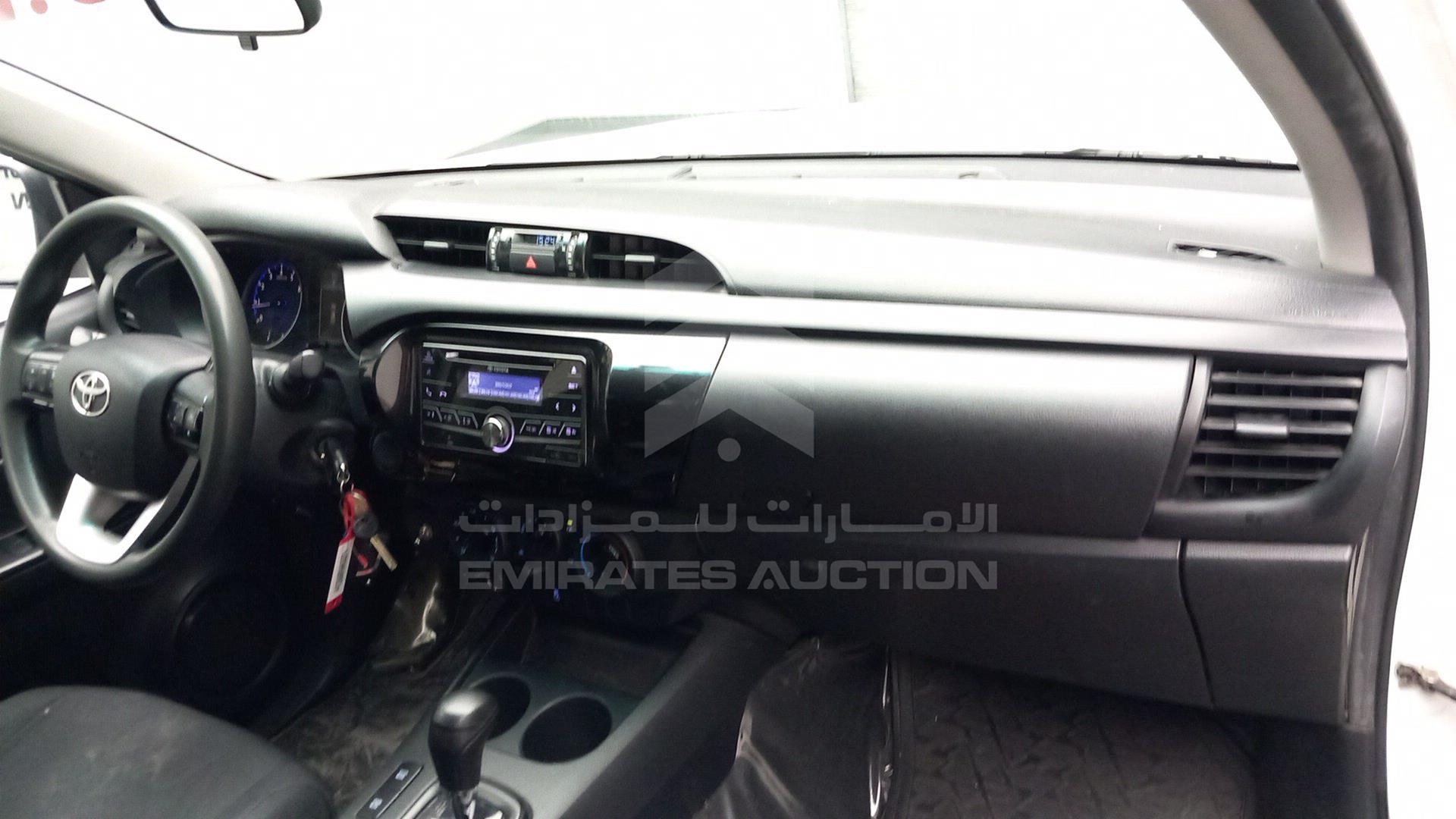 2019 TOYOTA HILUX VIN: MR0JX9CD8K4200219