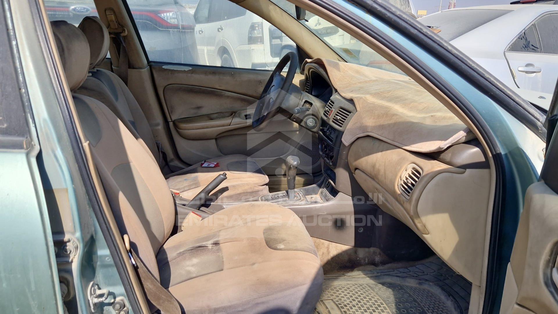 2002 NISSAN SUNNY VIN: JN1FN61C52W012932