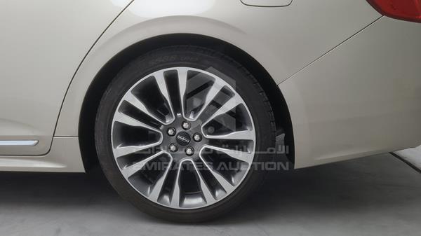 Lincoln Continental 2017 1LN6L9SK9H5620330 Image 33