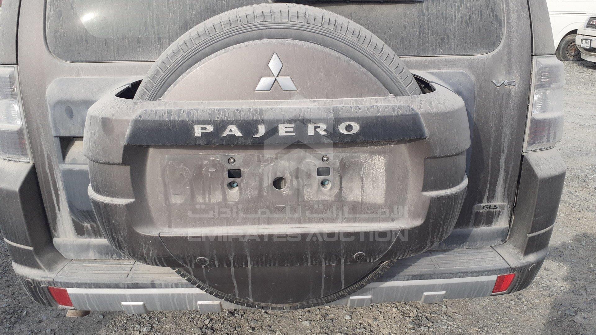 JMYLRV95WDJ708656 - 2013 Mitsubishi Pajero - #351548