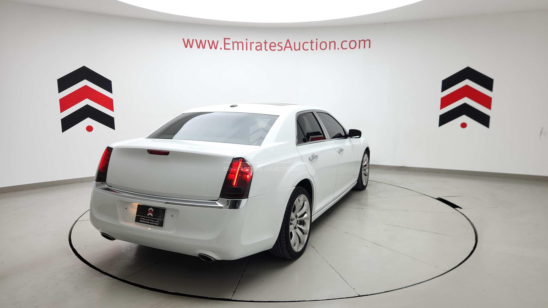 2012 CHRYSLER 300 C VIN: 2C3CCACGXCH246111