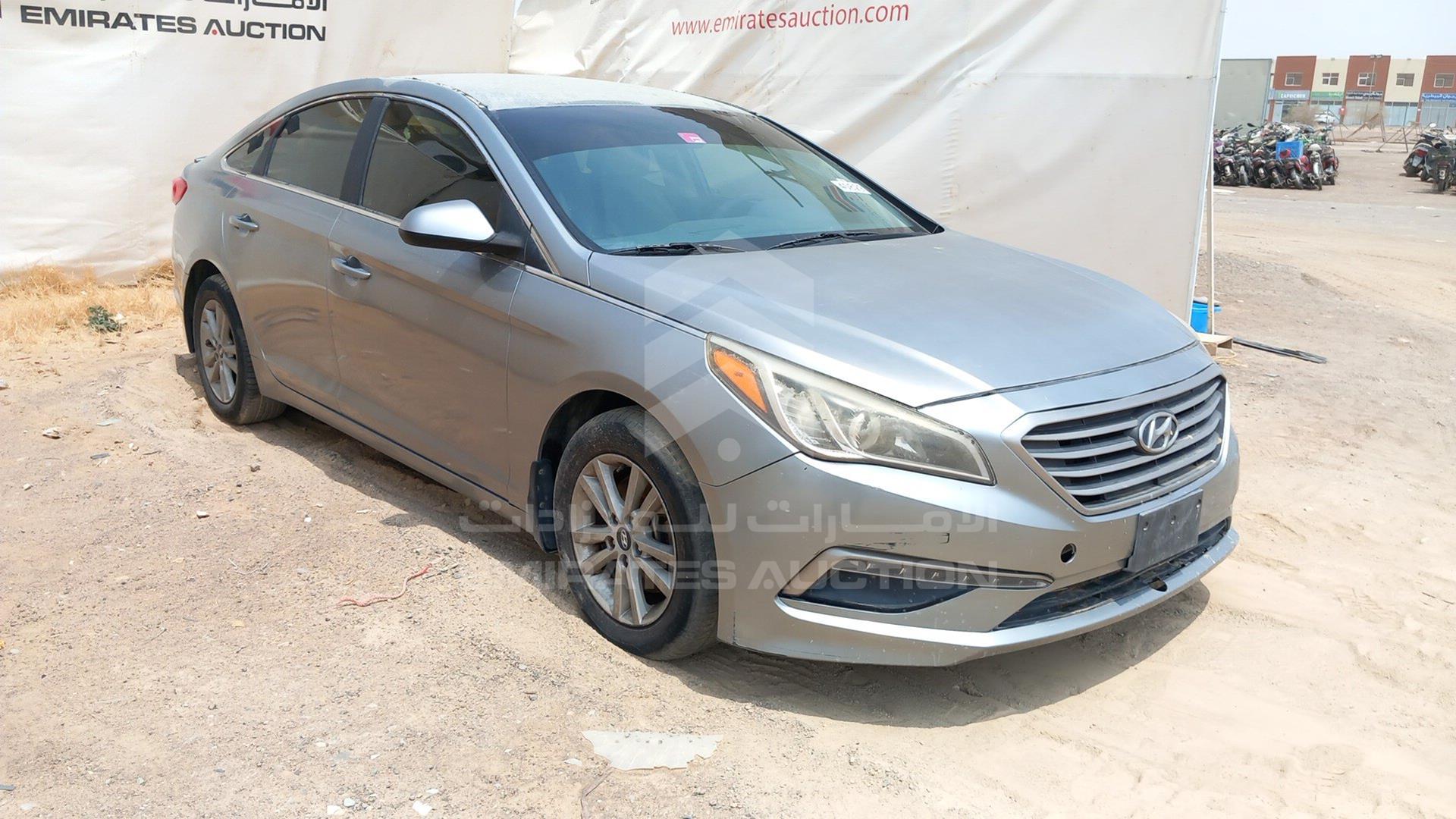 2015 HYUNDAI SONATA VIN: 5NPE24AF8FH039795