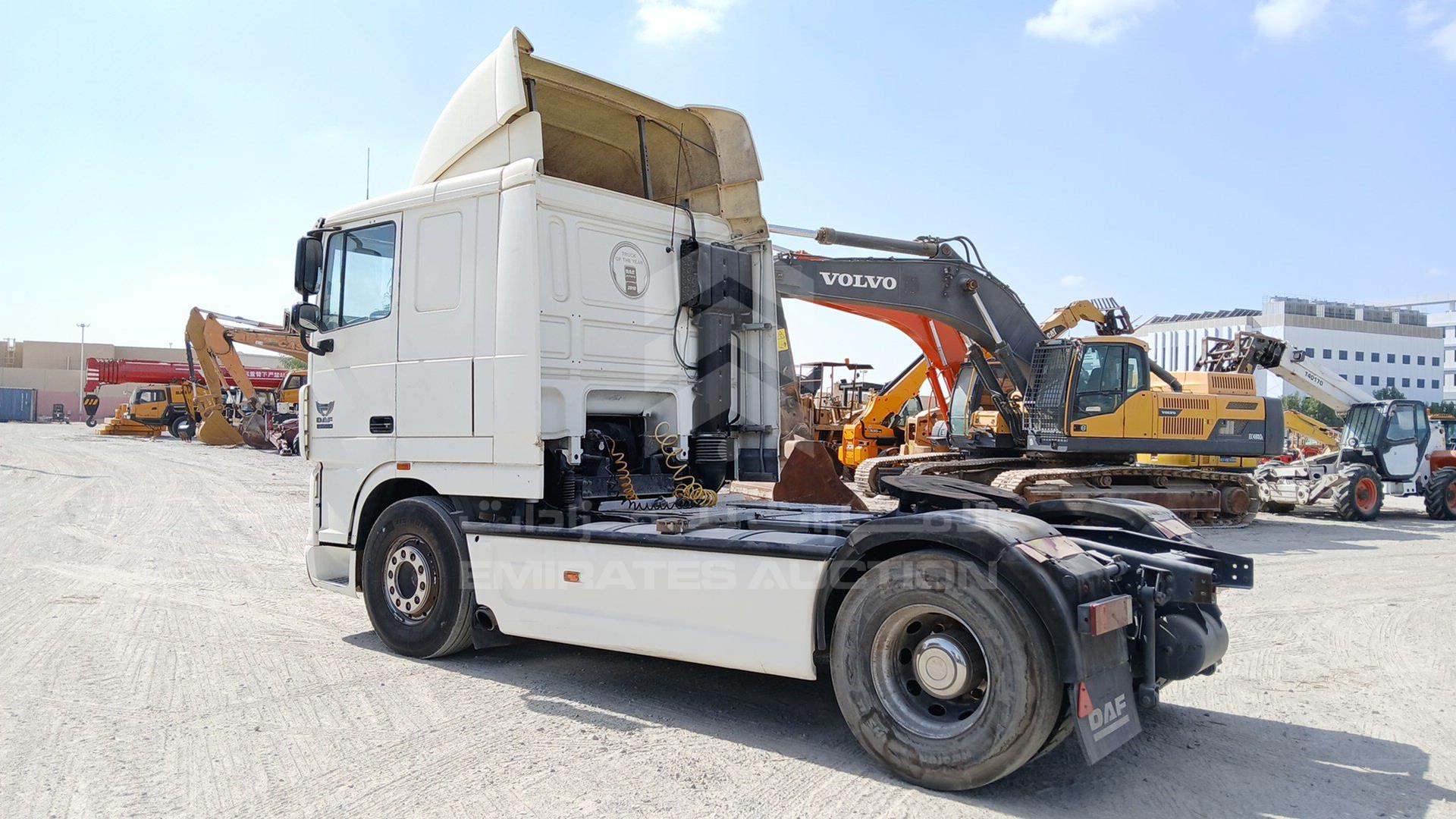 2008 DAF --- VIN: XLRTE47MS8E832211