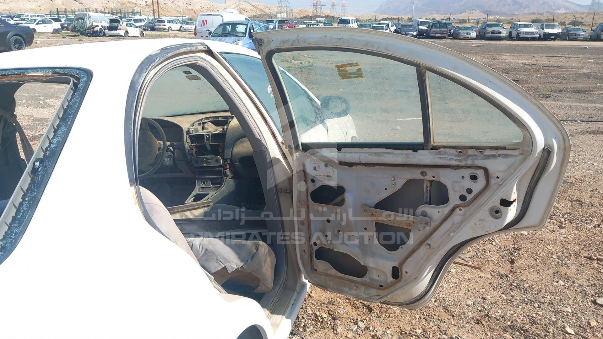 2001 NISSAN SUNNY VIN: JN1EN61S81W008746