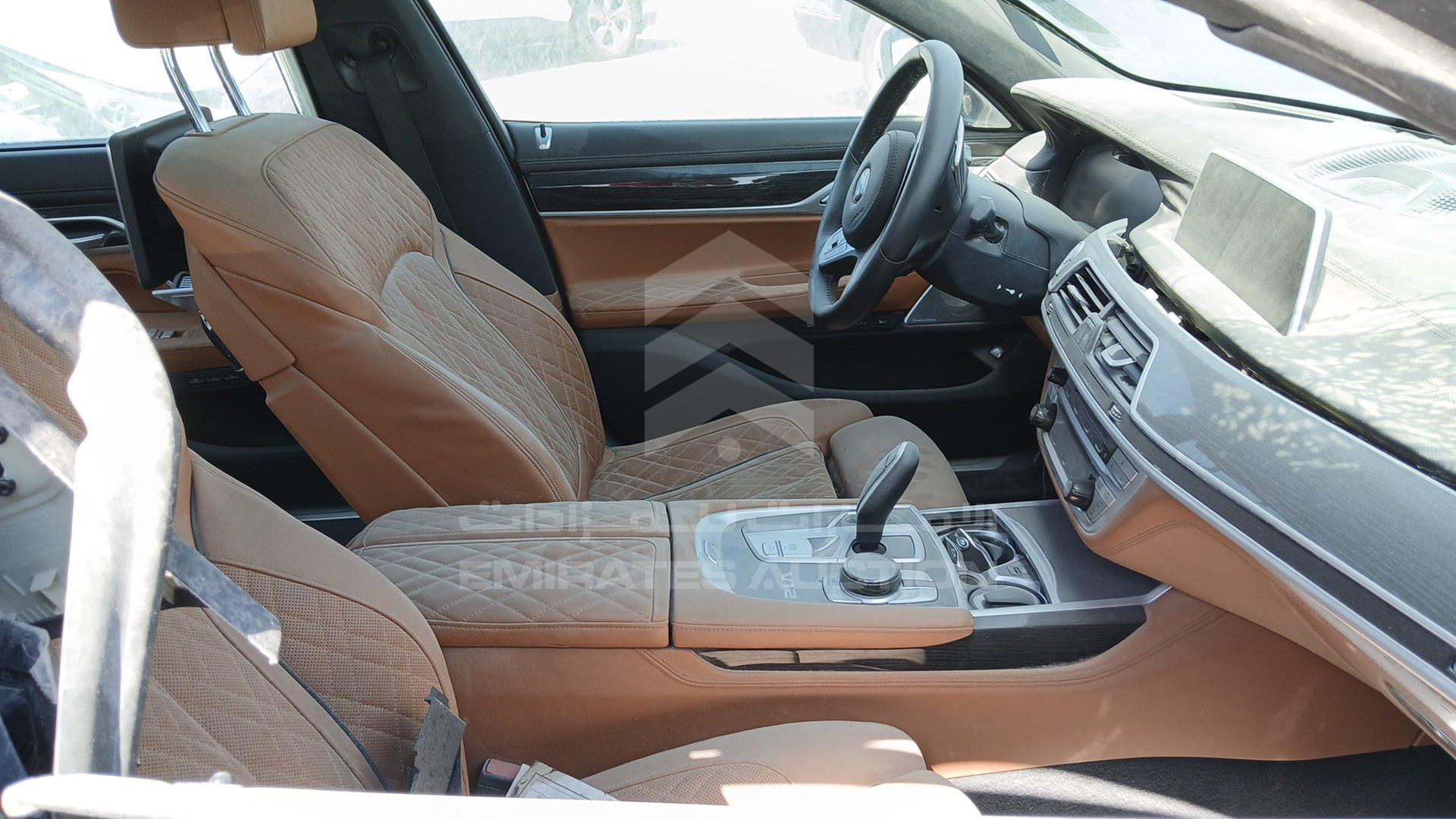 2021 BMW 760 LI VIN: WBA7U6A05MCG13112