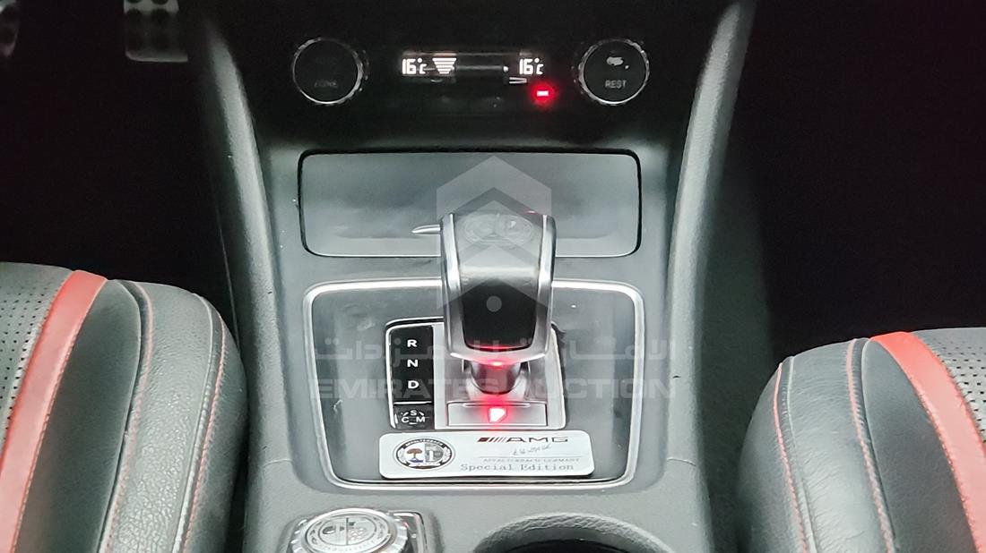 2015 Mercedes A 45 AMG — Gear View — Photo 18