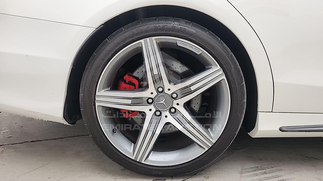 2015 Mercedes S63 AMG — Rear Right Tyre — Photo 36