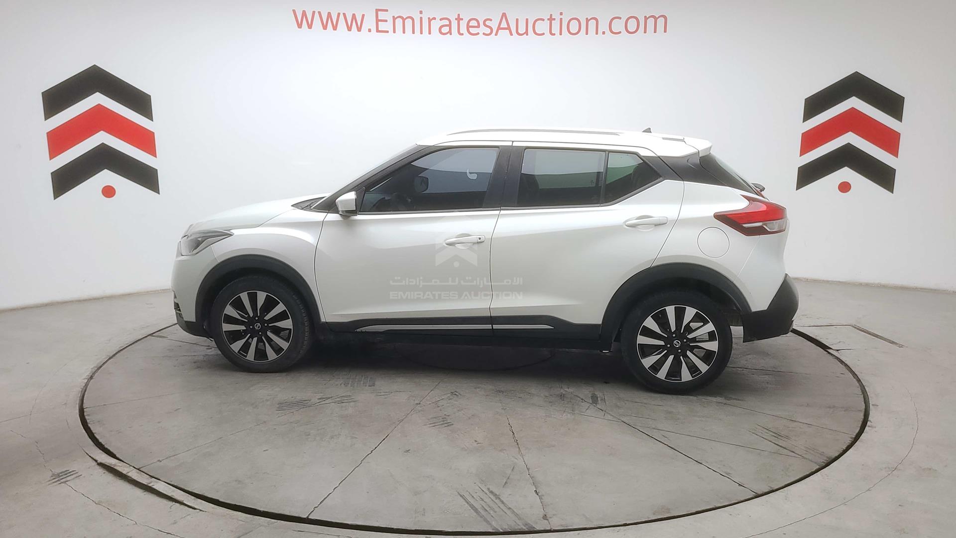 2018 NISSAN KICKS VIN: 3N1CP5C90JL484114