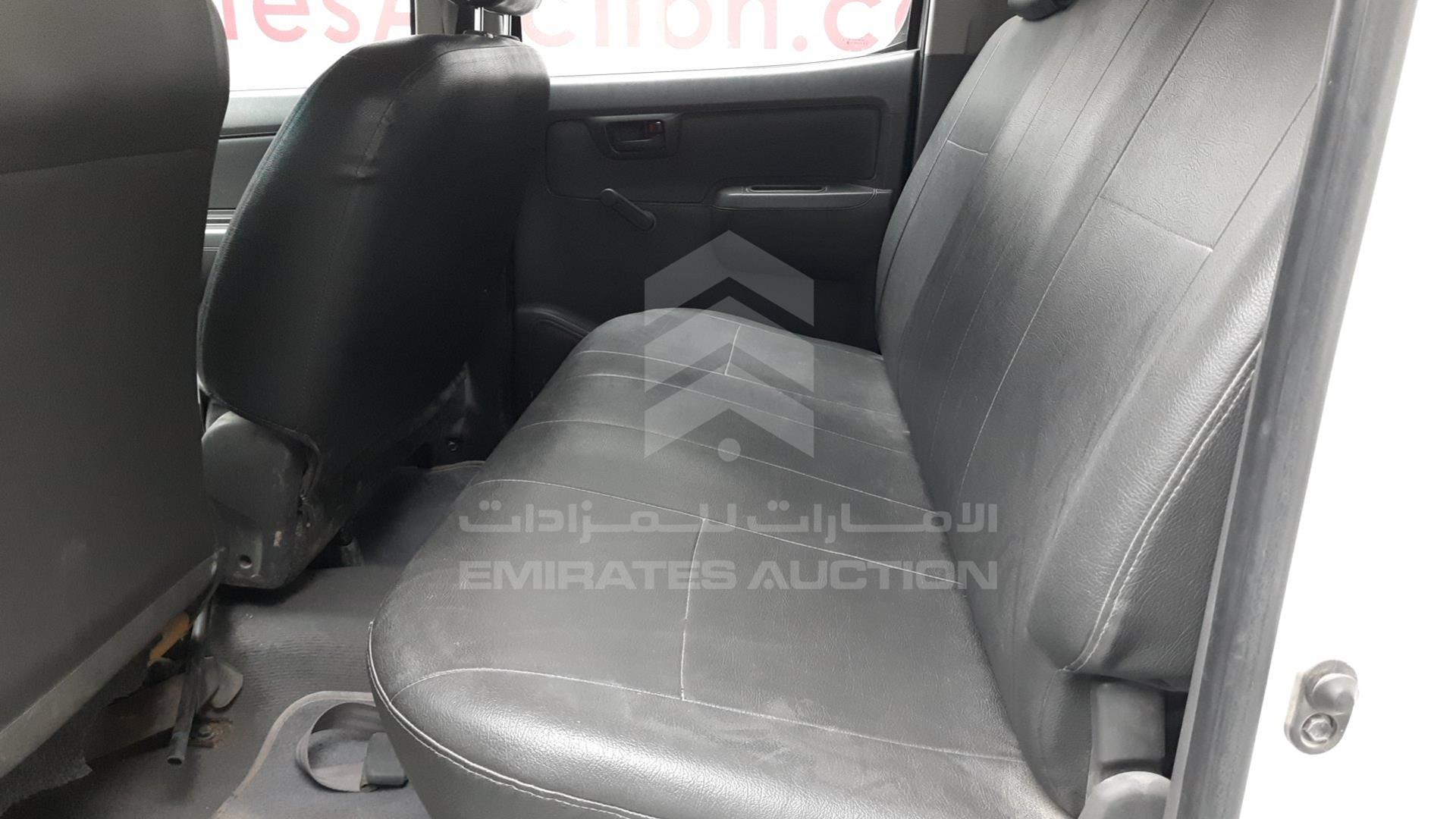 2014 TOYOTA HILUX VIN: MR0FX22G3E1392356