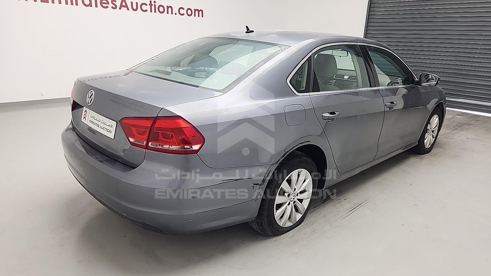 2015 VOLKSWAGEN PASSAT VIN: WVWBR7A3XFC061072