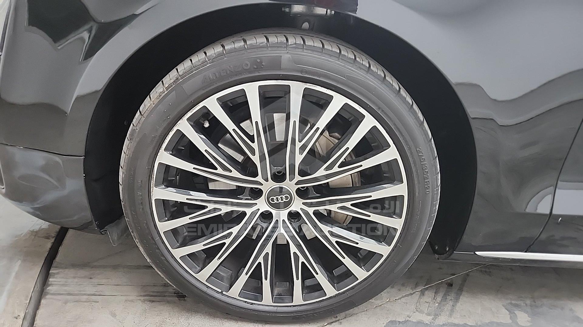 2016 AUDI A8 VIN: WAUYGBFD4GN007001