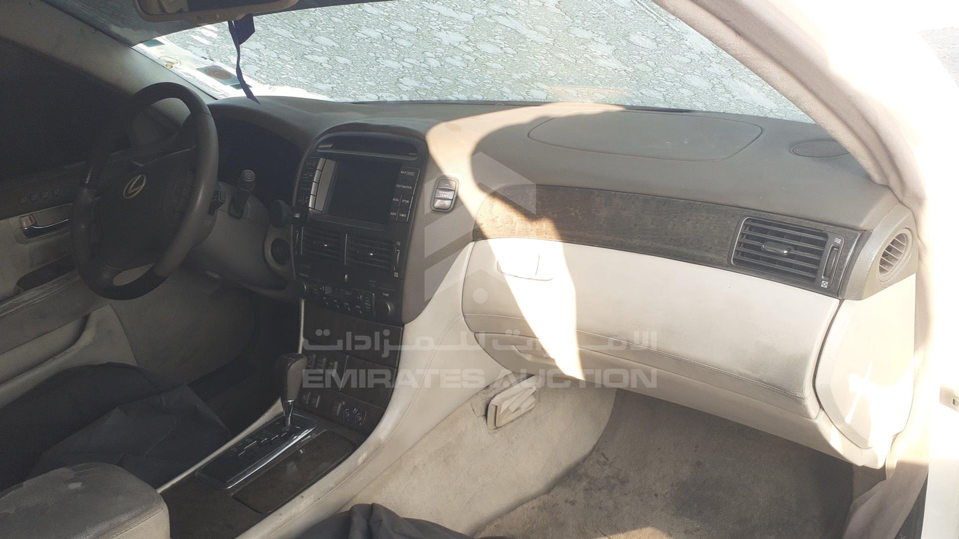 2001 LEXUS LS 430 VIN: JTHBN30F010048159