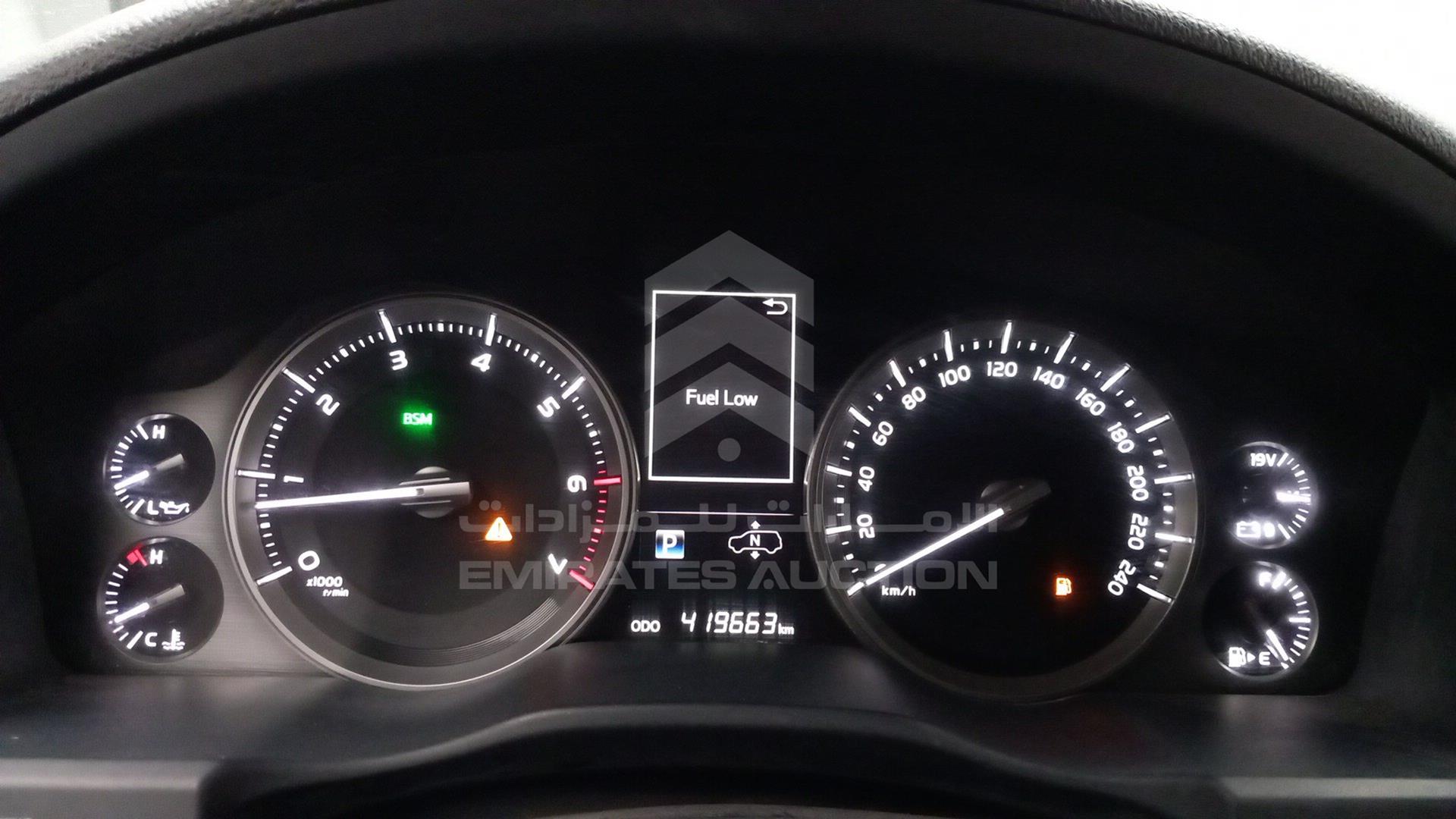 2016 TOYOTA LAND CRUISER VIN: JTMHX05J1G4109165