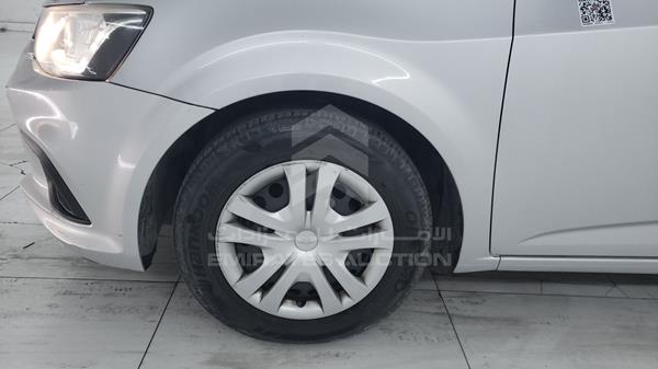 Chevrolet Aveo 2018 KL1JD5CE2JB003069 Image 25