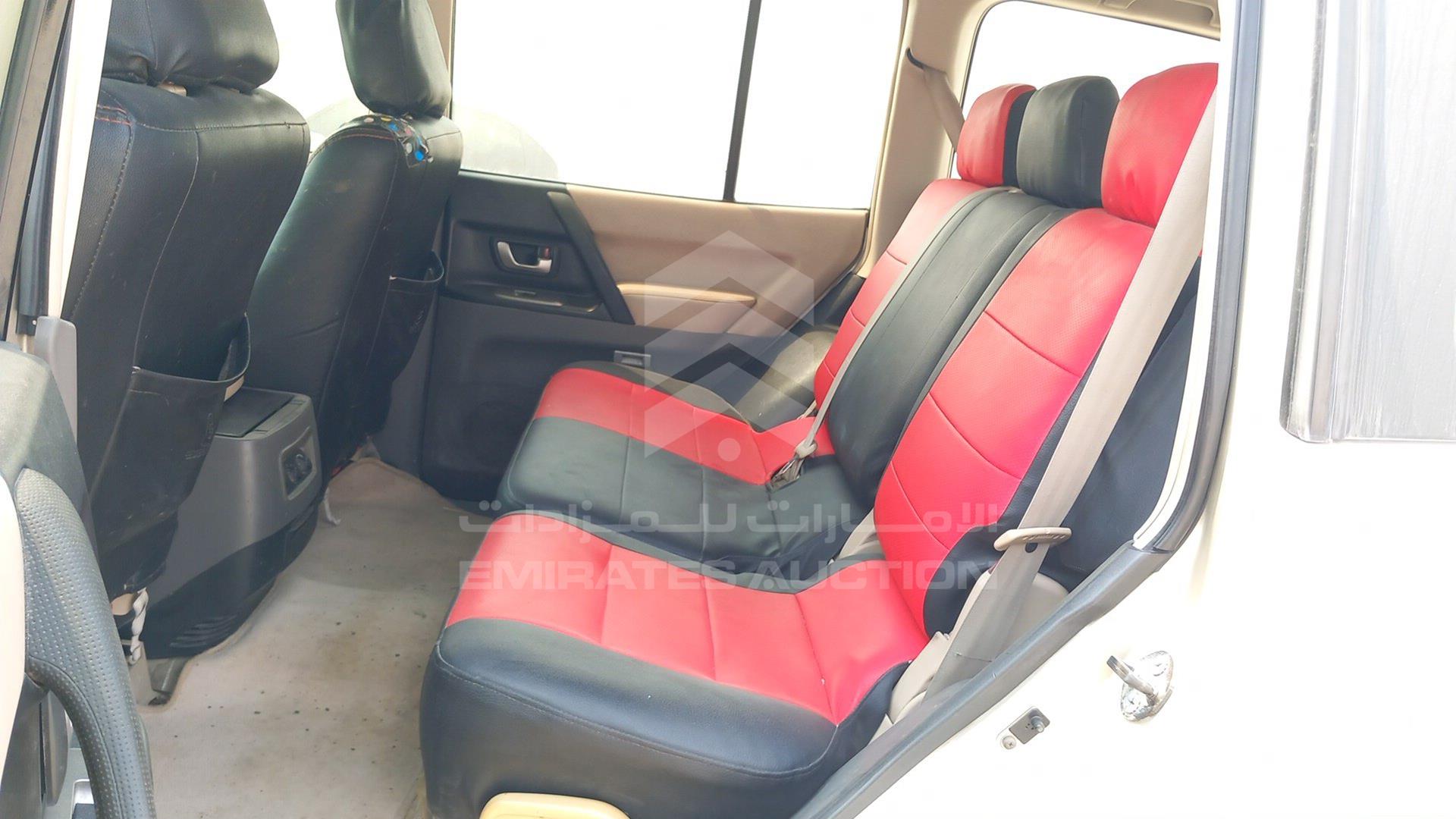 2006 MITSUBISHI PAJERO VIN: JMYLRV73W6J703225