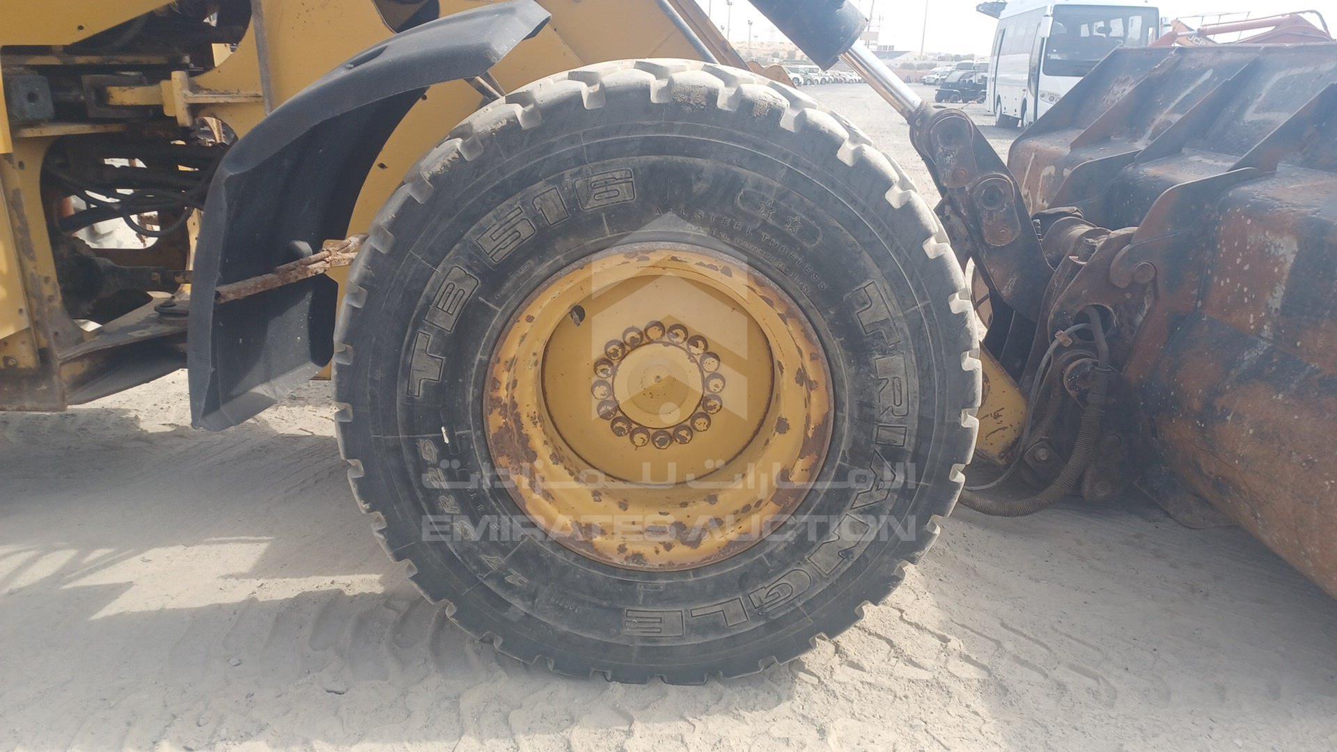 2009 CATERPILLAR 930H VIN: CAT0930HJFTD01067
