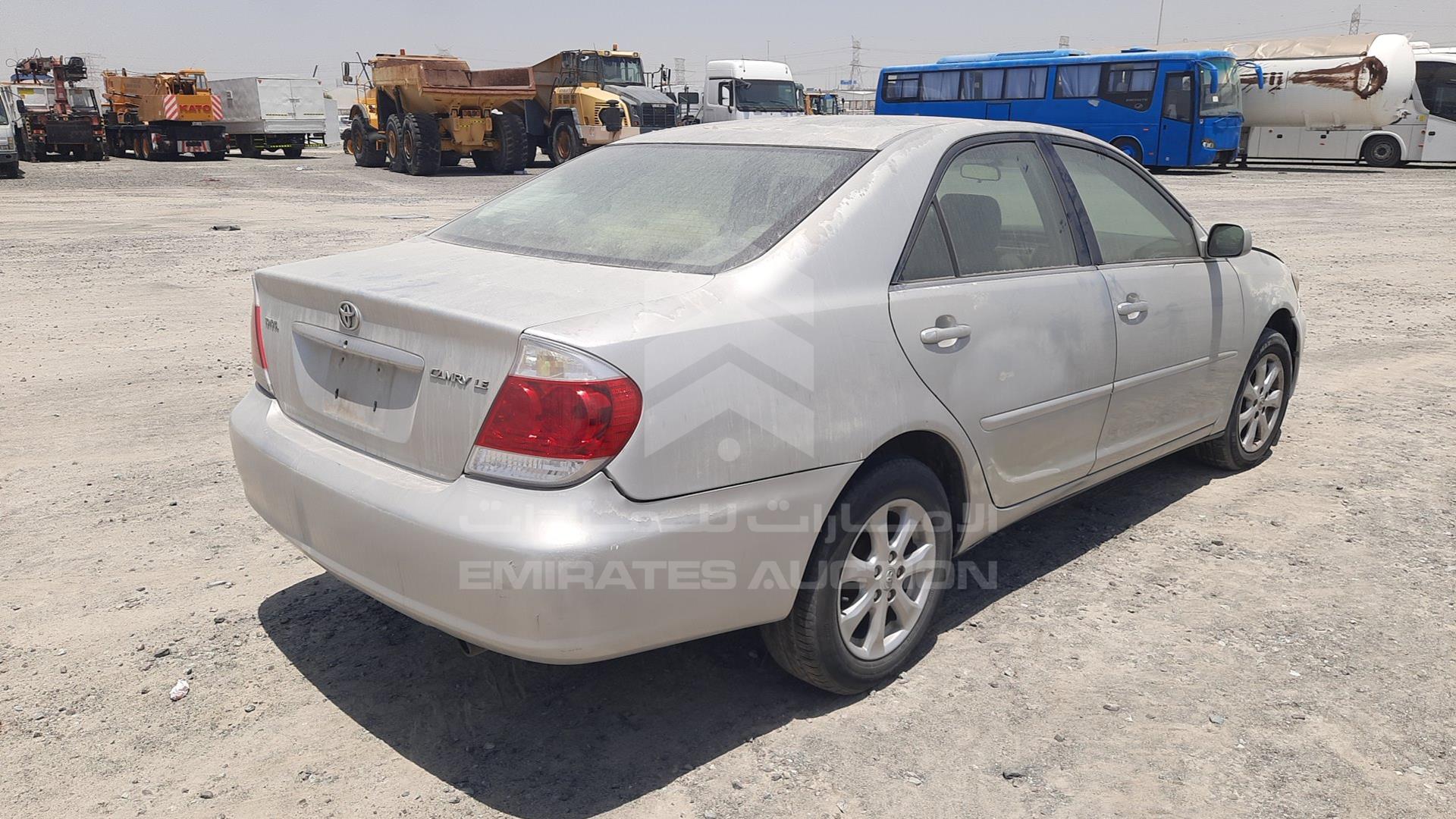 2005 TOYOTA CAMRY VIN: 4T1BE32K15U986614