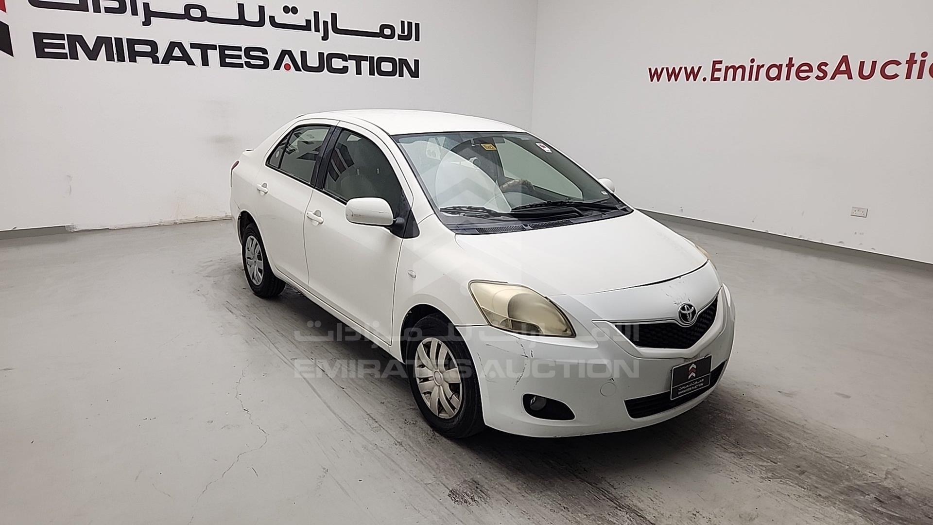 2011 TOYOTA YARIS VIN: JTDBW9234B4052200